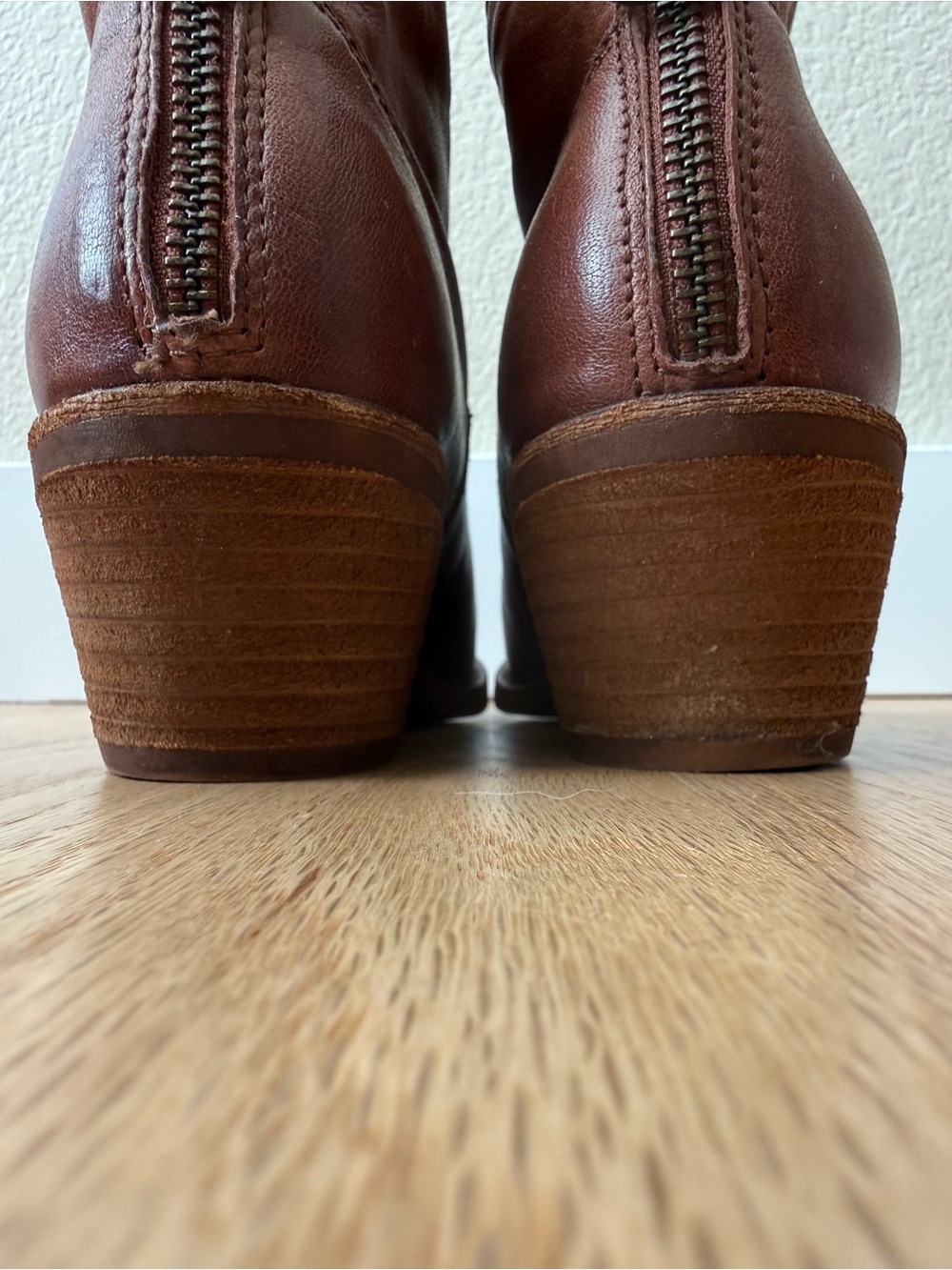 Sofft $170 Leather Aisley Ankle Boot Booties Brown Western Boho Size 7 - Picture 10 of 11